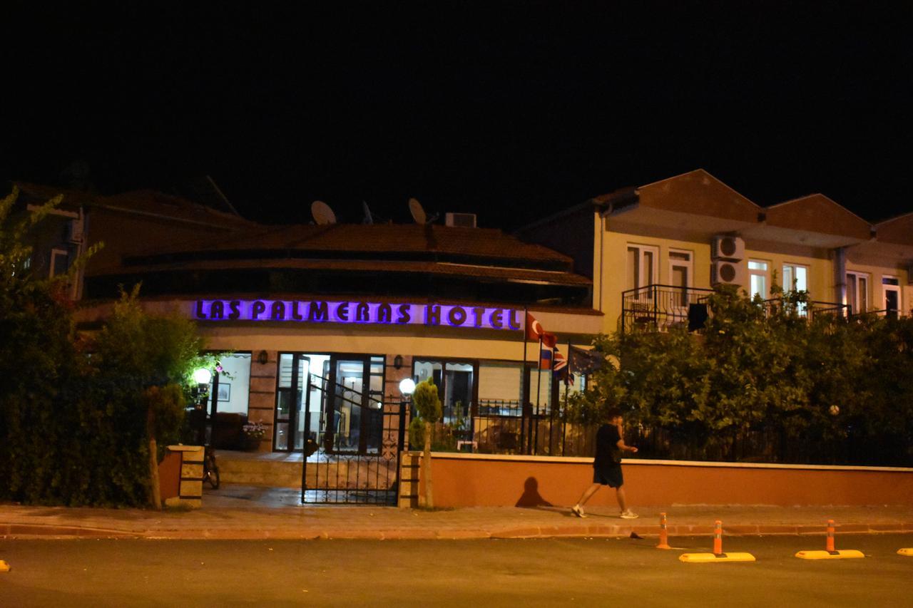 Las Palmeras Hotel Camyuva Exterior photo